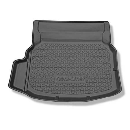 Tapis de coffre pour Mercedes-Benz Classe C W204 Berline (04.2007-02.2014) - bac de coffre - protection de coffre voiture - Aristar - Cool liner - sièges arrière rabattables ; avec cavité gauche