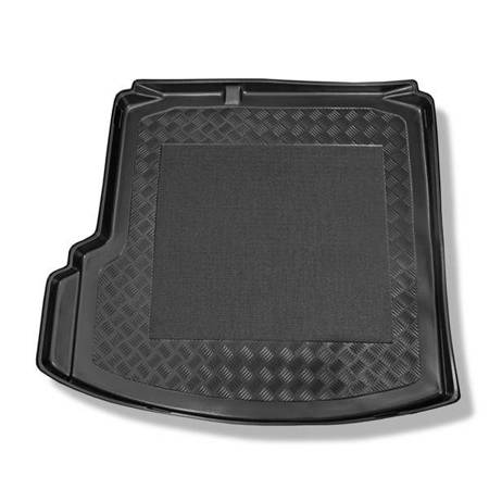 Tapis de coffre pour Volkswagen Jetta 1K Berline (08.2005-2011) - bac de coffre - protection de coffre voiture - Aristar - Standard - sans cavité droite