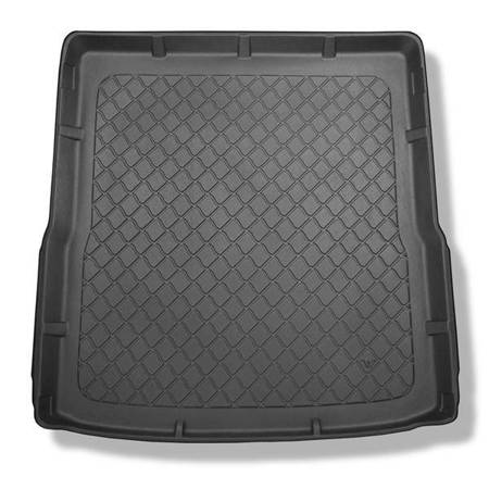 Tapis de coffre pour Volkswagen Passat B7 SW (10.2010-11.2014) - bac de coffre - protection de coffre voiture - Aristar - Guardliner